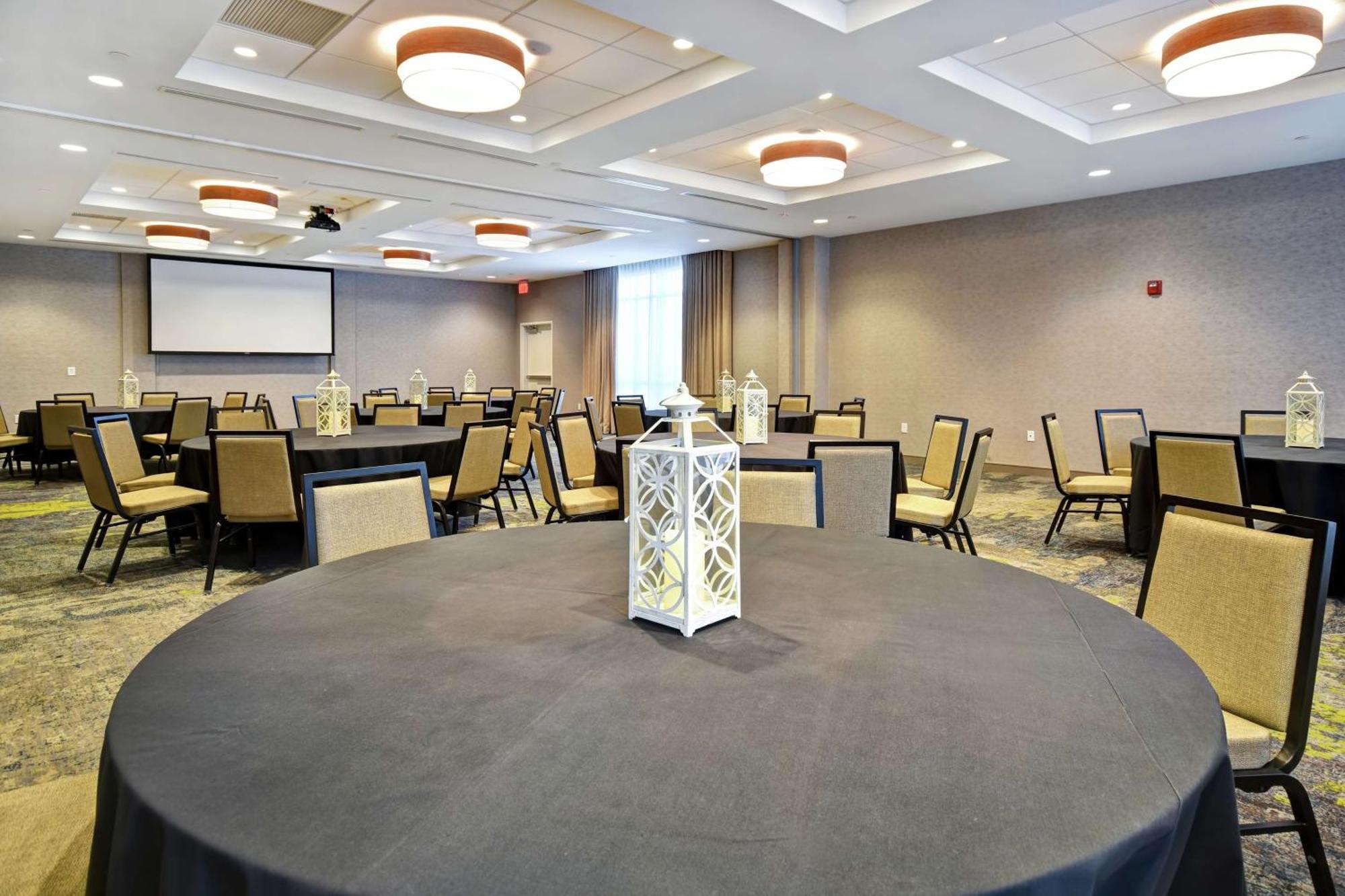 Hilton Garden Inn ג'קסון מראה חיצוני תמונה