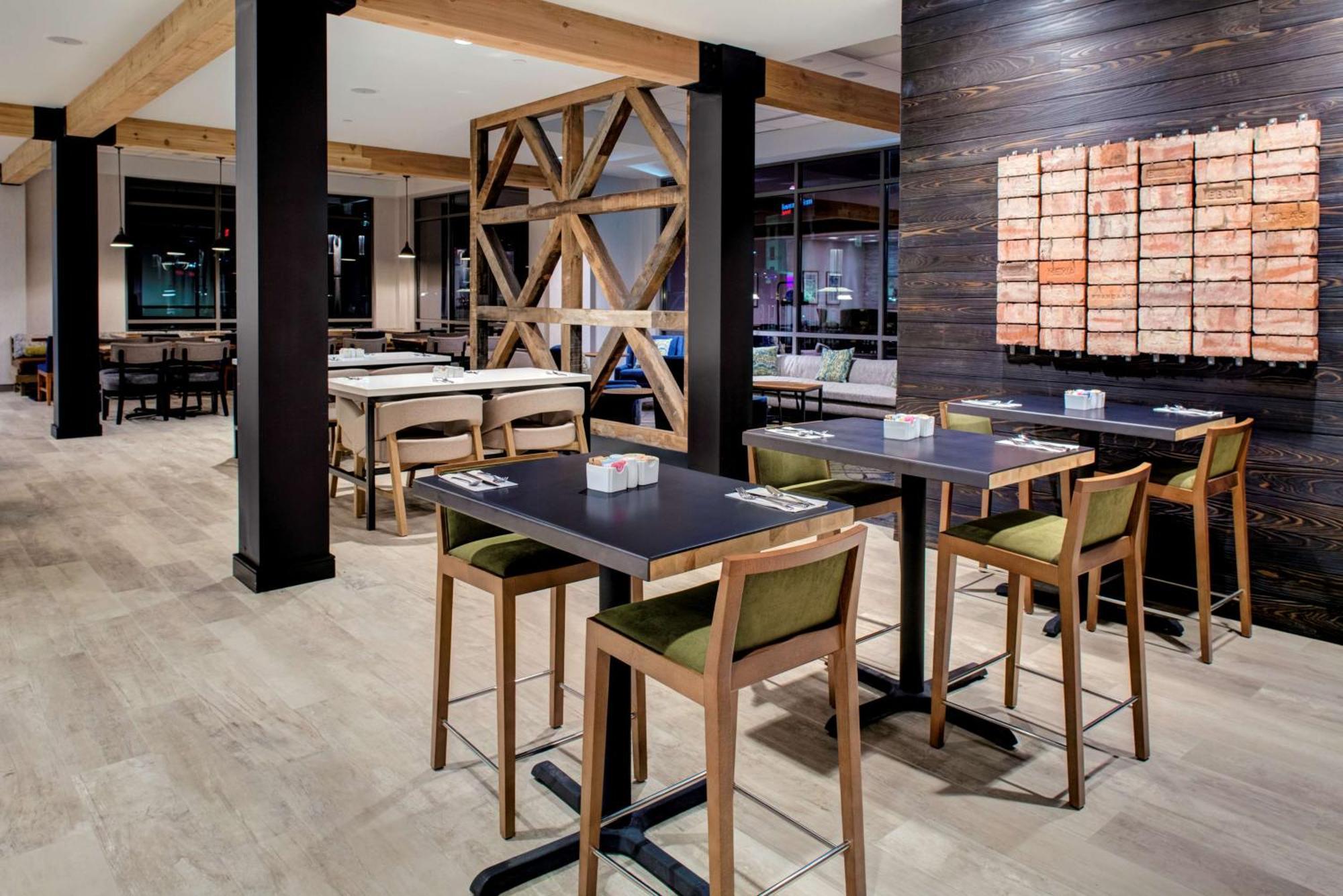 Hilton Garden Inn ג'קסון מראה חיצוני תמונה