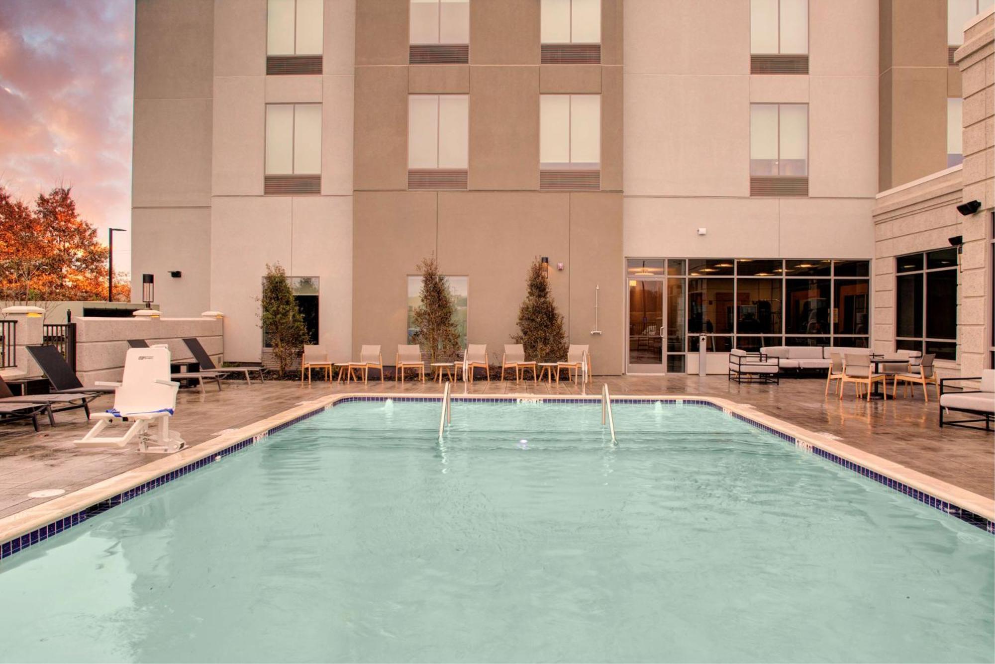 Hilton Garden Inn ג'קסון מראה חיצוני תמונה
